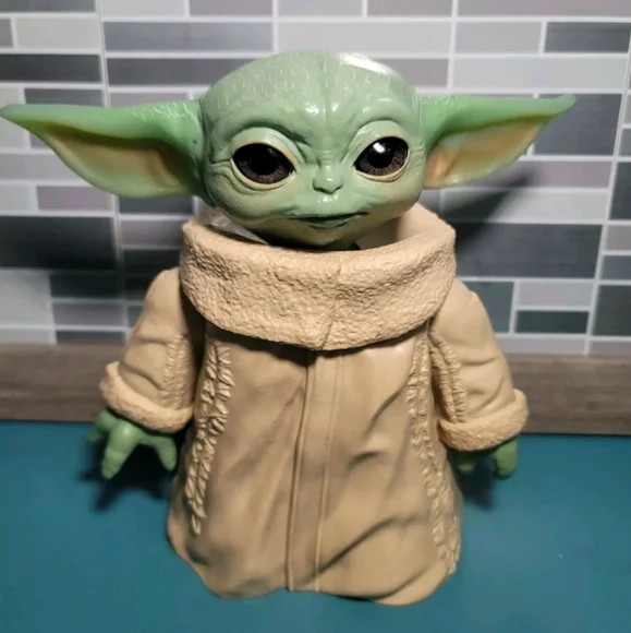 Star Wars The Mandalorian Baby Yoda posable action - Picture 2 of 11